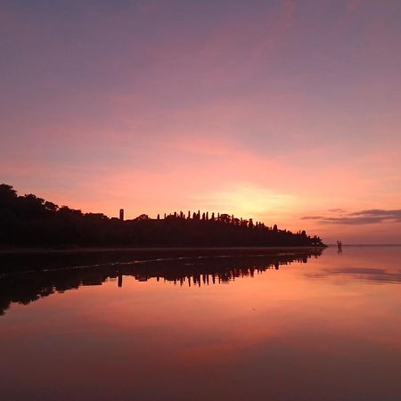 Isola Polvese Resort กัสติลโยเน เดล ลาโก ภายนอก รูปภาพ