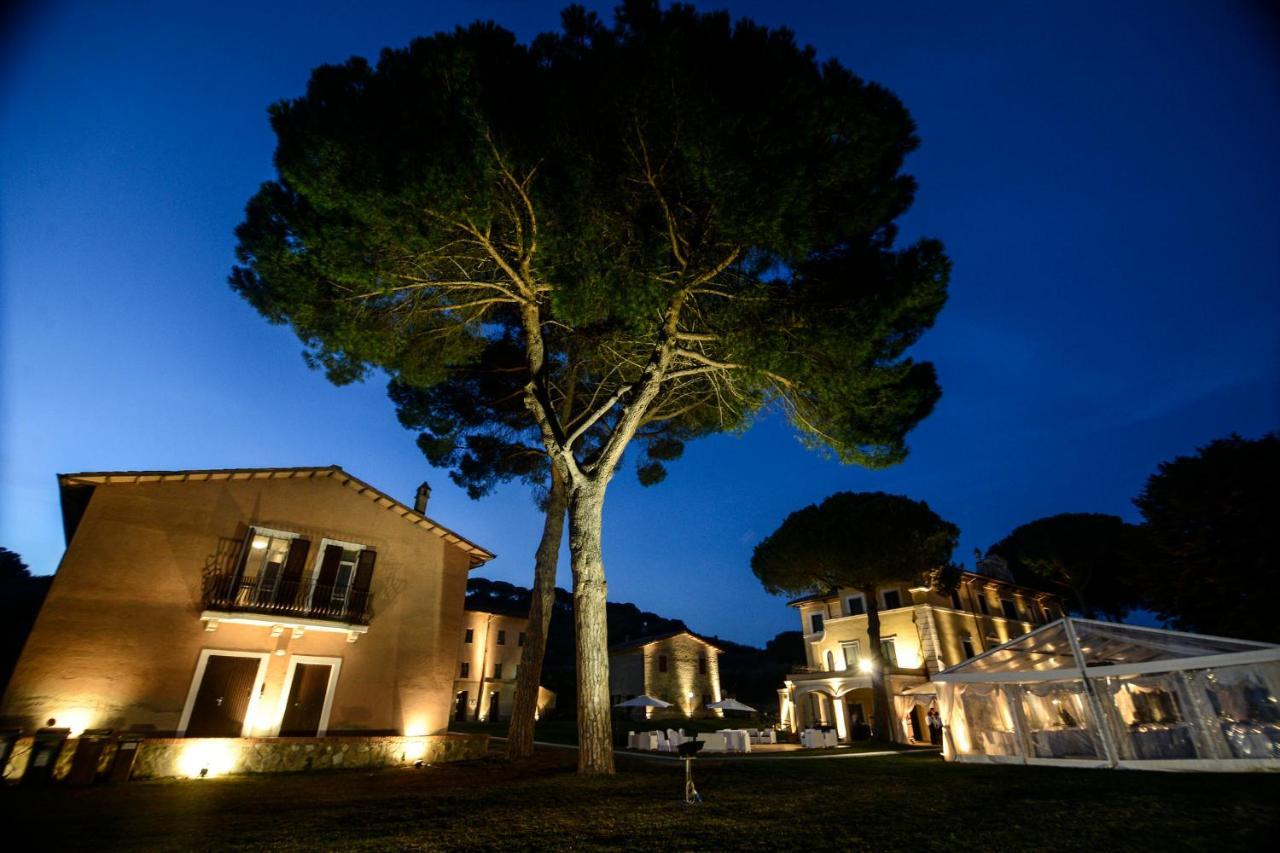 Isola Polvese Resort กัสติลโยเน เดล ลาโก ภายนอก รูปภาพ