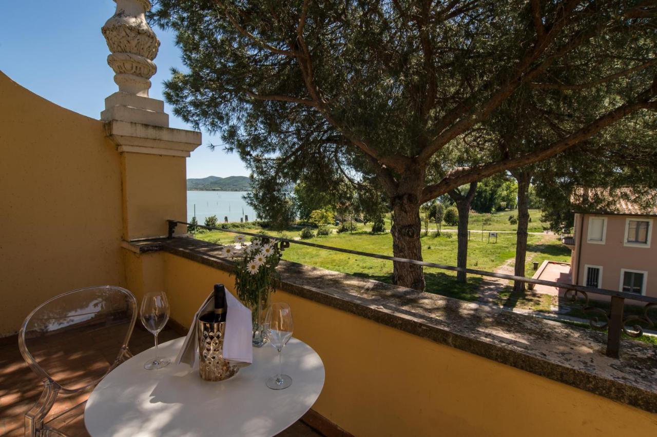Isola Polvese Resort กัสติลโยเน เดล ลาโก ภายนอก รูปภาพ